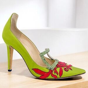 MANOLO BLAHNIK Avocado Satin Crystal Buckle Pointed Toe Pumps Size EU37.5